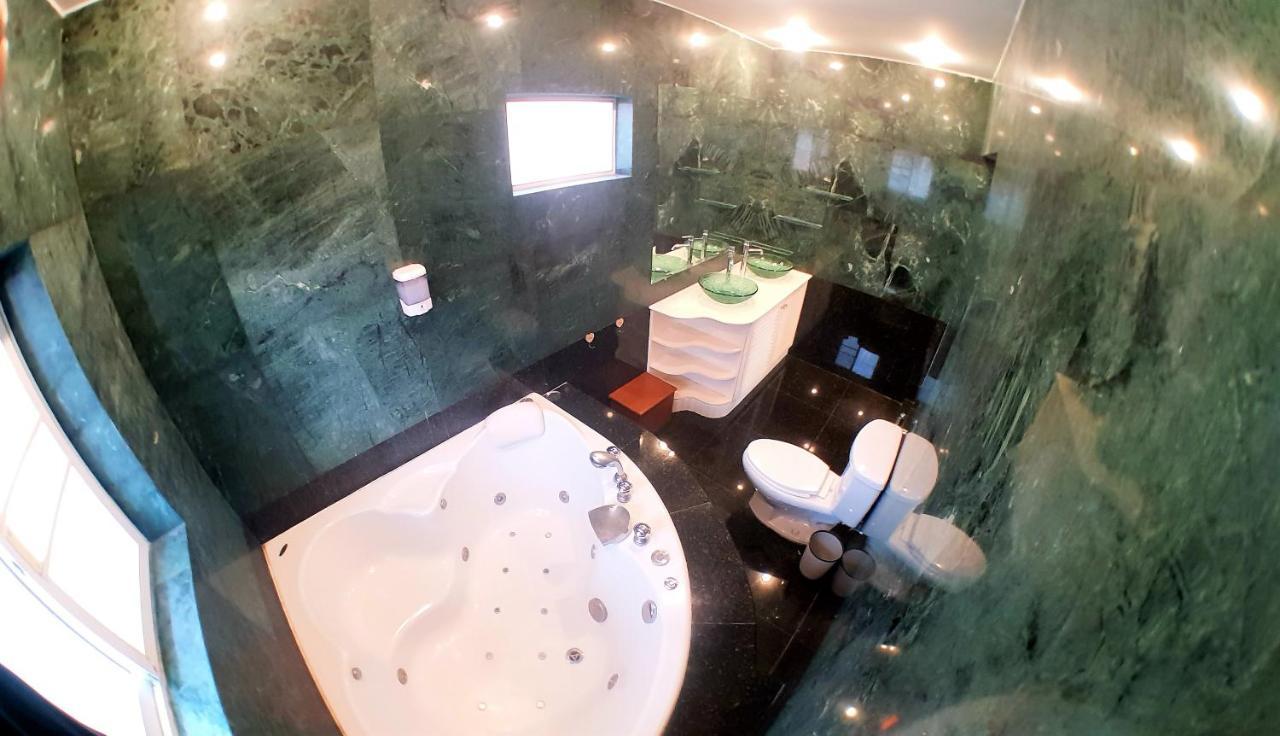 Joopland Luxury Pool Villa Pattaya Walking Street 6 Bedrooms Екстериор снимка